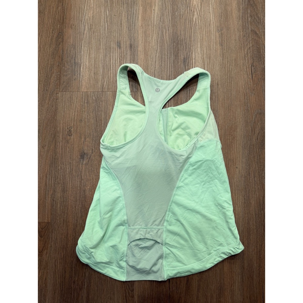 Lululemon Mint Green Racerback Tank Top Built-In Shelf Bra Mesh Back Size 8